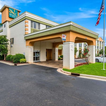 Quality Inn Huntersville near Lake Norman Eksteriør bilde