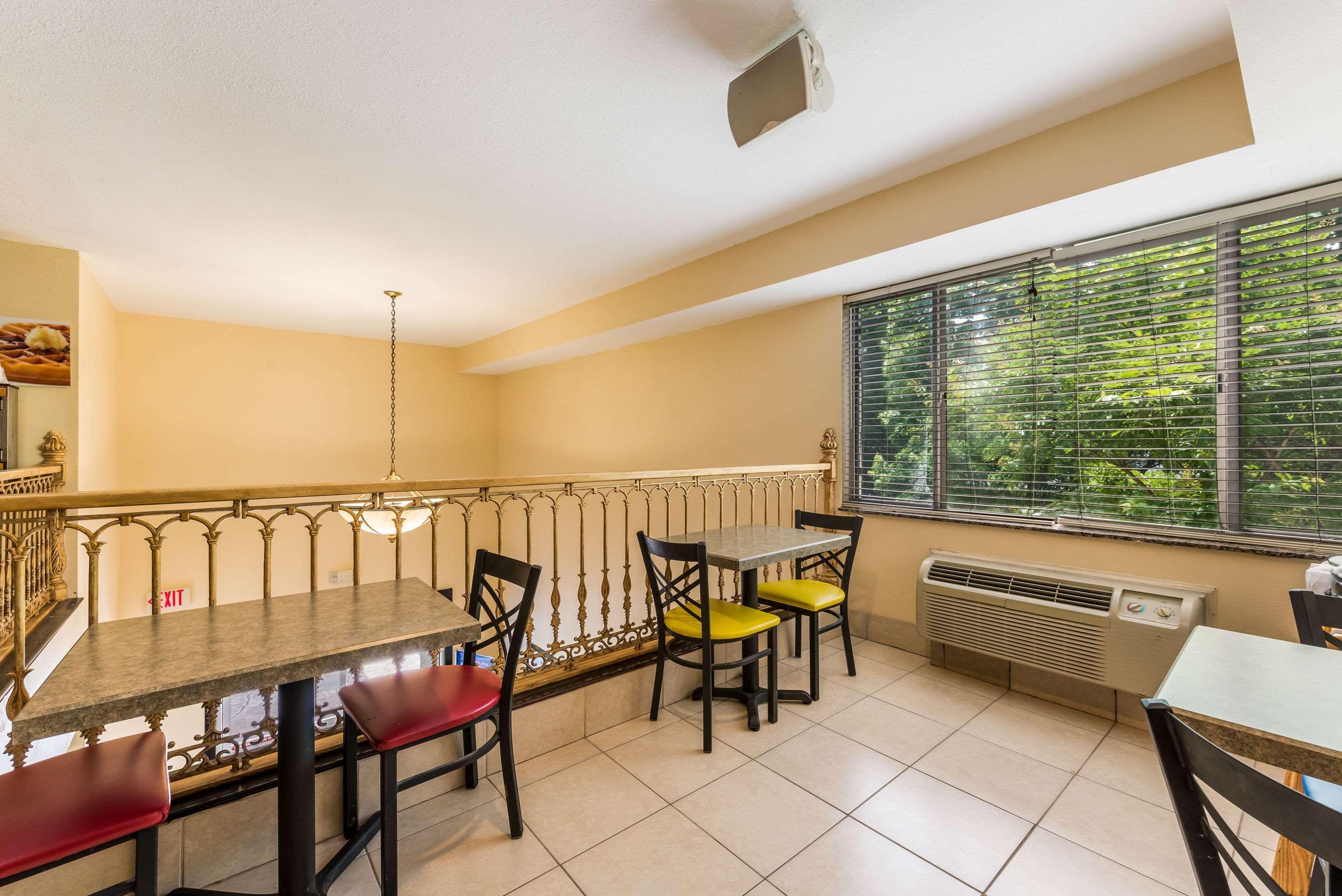 Quality Inn Huntersville near Lake Norman Eksteriør bilde