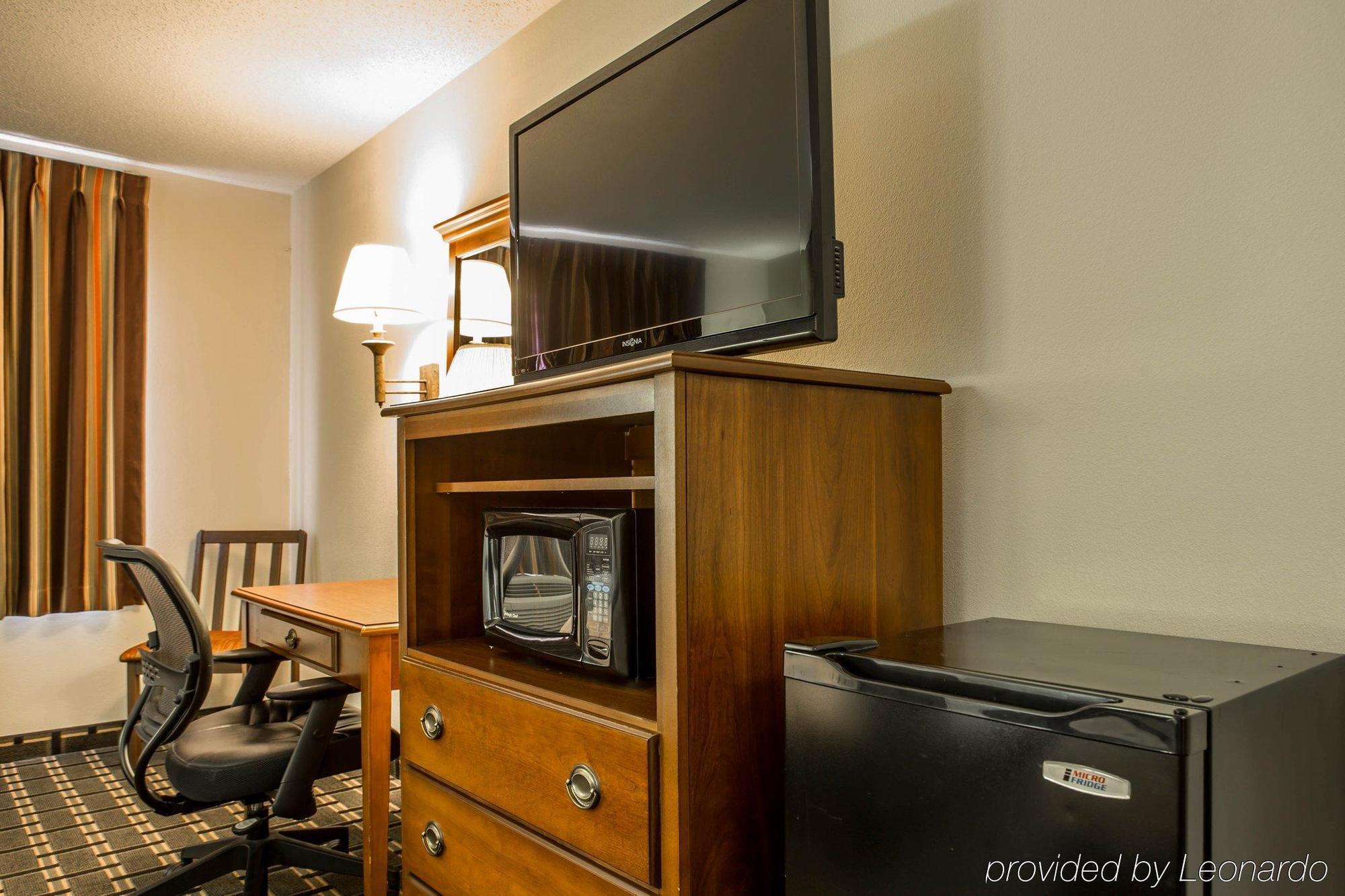 Quality Inn Huntersville near Lake Norman Eksteriør bilde