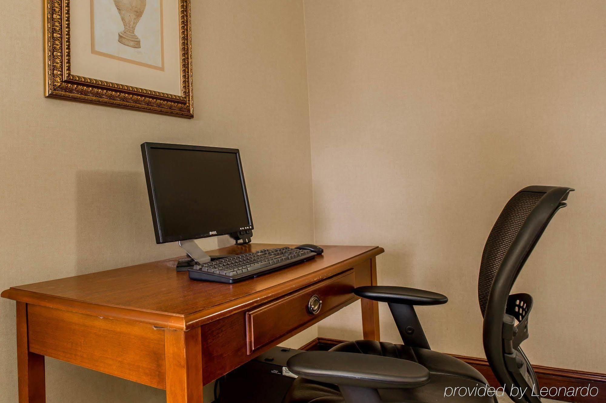 Quality Inn Huntersville near Lake Norman Eksteriør bilde