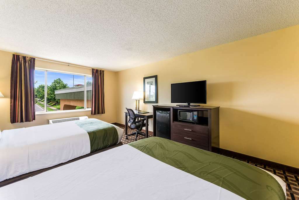 Quality Inn Huntersville near Lake Norman Rom bilde